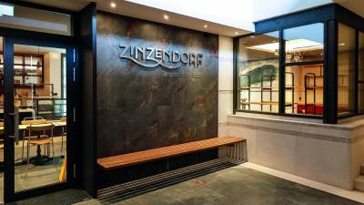 Prostori okrepčevalnice Zinzendorf na Opčinah (TEDESCHI/FOTODAMJ@N)