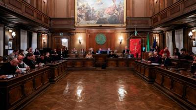 O rebalansu za žičnico bo govor prihodnji teden, prestavljena bo tudi razprava o proračunu 2026 (TEDESCHI/FOTODAMJ@N)