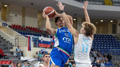 Mladi košarkarji Italije in Slovenije se pripravljajo na nastop na SP U17 (FRIULIVENEZIAGIULIA.FIP.IT)