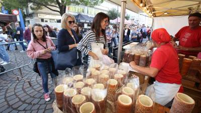 Do stojnic na Travniku oz. na Battistijevem trgu bo mogoče le s covidnim potrdilom (BUMBACA)