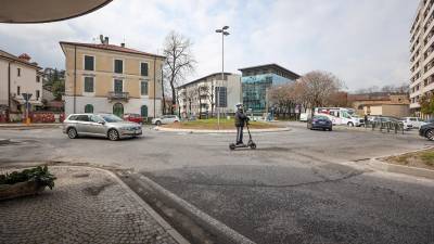 Križišče med Tržaško ulico in Duca D'Aosta (TIBALDI)