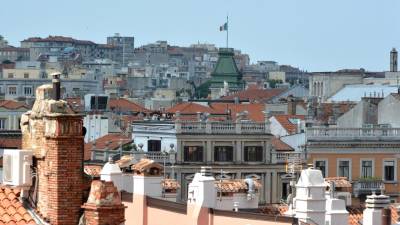 Lastniki bojijo dati hiše v najem za daljše obdobje iz strahu, da najemniki ne bodo plačevali najemnin (FOTODAMJ@N)