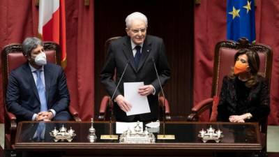 Predsednik Sergio Mattarella prisegel