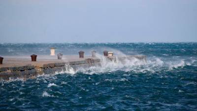 Burja v Trstu (ARHIV)