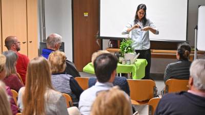 Zeliščarka Martina Malalan na Padričah (FOTODAMJ@N)