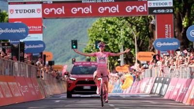 Tadej Pogačar zmagovalec v Bassanu del Grappa (GIRO D’ITALIA)