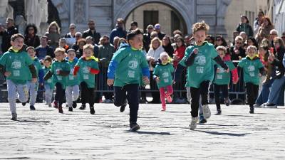 V petek je na Velikem trgu potekala priljubljena uvertura Trieste Spring Young (FOTODAMJ@N)