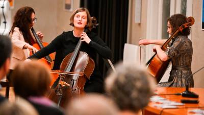 Andrejka Možina (na sredini) (ARHIV)