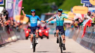 Današnjo 16. etapo dirke po Italiji je osvojil italijanski kolesar Christian Scaroni pred Lorenzom Fortunatom (GIRO D’ITALIA/FACEBOOK)