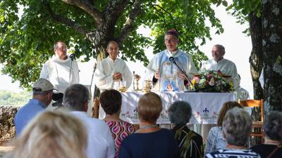 Tradicionalna maša ob velikem šmarnu na arhivskem posnetku