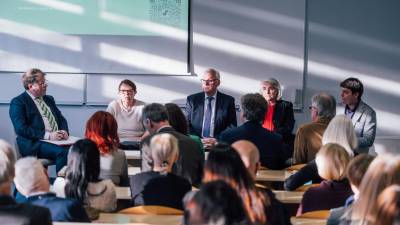 Okrogla miza na Fakulteti za družbene vede (MZEZ)