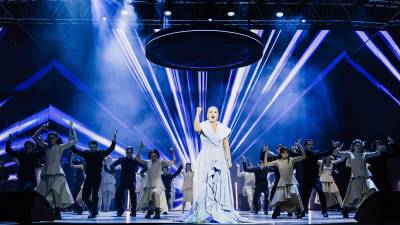 Sabina Cvilak se na odru prikaže že kot ikonska Evita (DARJA ŠTRAVS TISU/LJF)