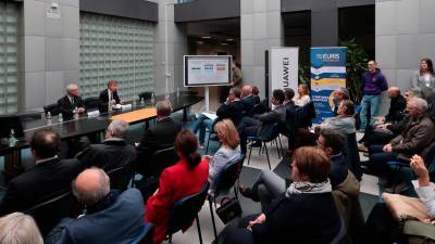 Z današnjega odprtja novega digitalnega huba (FOTODAMJ@N)