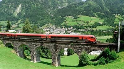 Avstrijske železnice naj bi uvedle hitri vlak med Trstom in Dunajem (ÖBB)