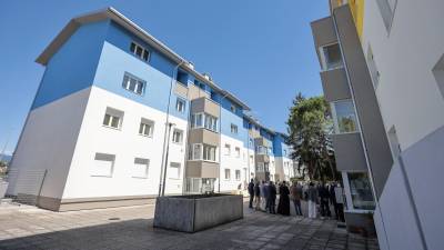 Prenovljeni stanovanjski kompleks podjetja ATER v Ločniku (TIBALDI)