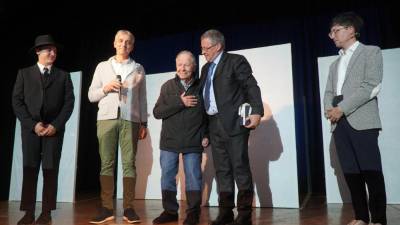 Posebne zahvale je bil deležen Božidar Tabaj (v sredini)