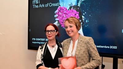 Duša mednarodne modne platforme ITS Barbara Franchin in Emma Ursich, predstavnica družbe Generali, pokrovitelja dogodka (FOTODAMJ@N)