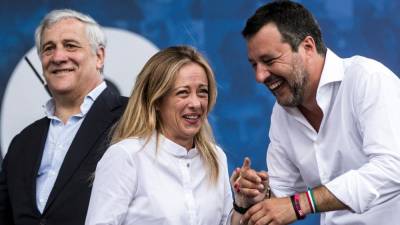 Od leve Antonio Tajani, Giorgia Meloni in Matteo Salvini (ANSA)