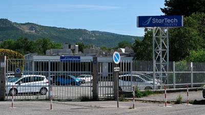 Tovarna StarTech (FOTODAMJ@N)