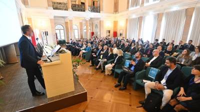 Posvet, ki ga prireja SDGZ, se bo dogajal v prostorih MIB-a (na arhivskem posnetku)