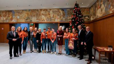 Predstavnike skavtov in skavtinj je v državnem zboru sprejela predsednica DZ Urška Klakočar Zupančič (MATIJA SUŠNIK)