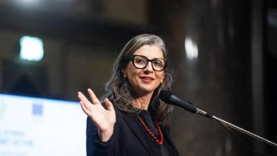 Z apartheidom in genocidom služijo predvsem korporacije