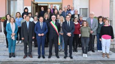 V Dolini se je danes dopoldne mudil podpredsednik slovenske vlade ter minister za Slovence v zamejstvu in po svetu Matej Arčon