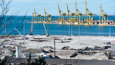 Pogled na logistično ploščad, ki naj bi bila do konca leta nared (FOTODAMJ@N)