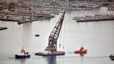 Ursus je 28. aprila odplul na vzdrževanje (FOTODAMJ@N)