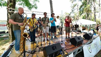 Člani skupine The Authentics (FOTODAMJ@N)