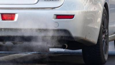 Izpušni plini pomenljivo prispevajo k emisijam ogljikovega dioksida (ANSA)