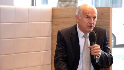 Valentin Inzko v Tržaškem knjižnem središču (FOTODAMJ@N)