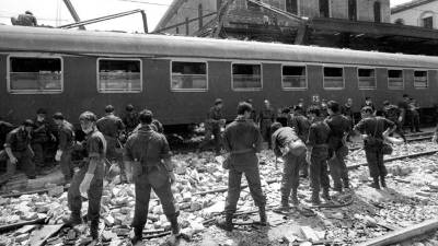 2. avgusta 1980 je eksplozivni naboj ubil 85 ljudi, več kot 200 pa jih ranil (ANSA)