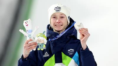 Med slovenskimi športniki bo največjo nagrado prejela skakalka Nika Prevc