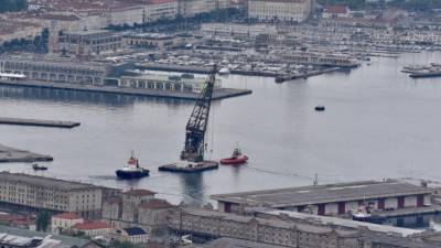 Žerjav Ursus (FOTODAMJ@N)