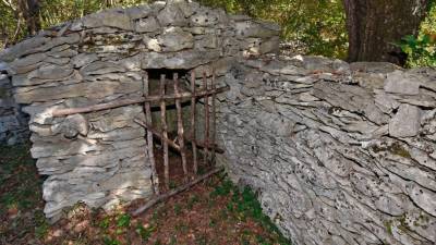 Detajl suhozidne gradnje na Krasu