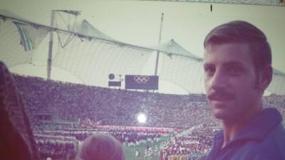 Fabio Ruzzier, ki je bil takrat star 19 let, na odprtju olimpijskih iger v Münchnu (OSEBNI ARHIV)