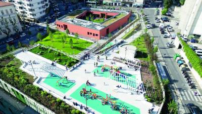 Nov rojanski trg je zaživel, jasli (levo zgoraj) pa še samevajo (ARHIV)