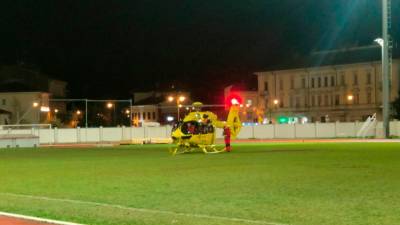 Delavca so z reševalnim helikopterjem prepeljali v katinarsko bolnišnico