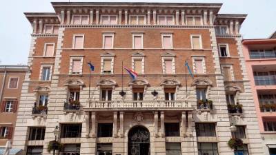 Občinska palača na Reki (WIKIMEDIA COMMONS)