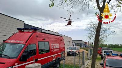 Pri iskalni akciji so sodelovali gasilci, karabinjerji, prostovoljci civilne zaščite ter gasilski in reševalni helikopter (GASILICI)