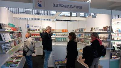 Knjige v Ljubljani ponujajo tudi slovenske založbe v Italiji