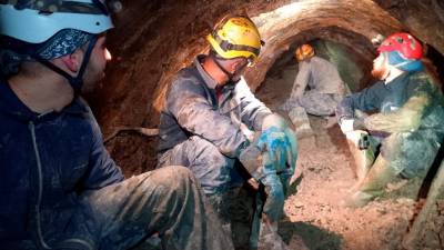 Tržaška podzemna votlina Tchebull (S. MASE’)