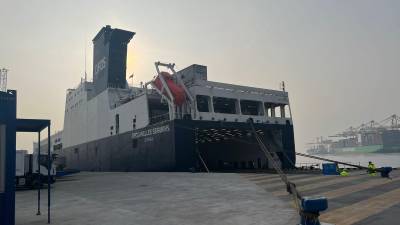 Na ladjo Dardanelles Seaways naj bi natovorili vojaško opremo za zvezo Nato