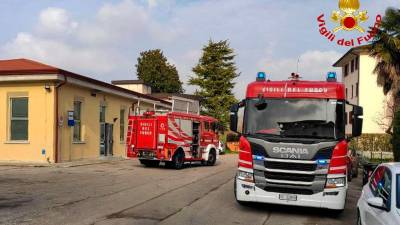 Na osnovni šoli v Prati na Pordenonskem se je sprožil požarni alarm (GASILCI)