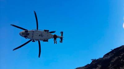 Pohodnika so s policijskim helikopterjem prepeljali v splošno bolnišnico v Šempeter, fotografija je simbolilčna (ARHIV)