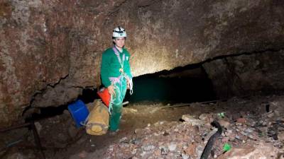 Čezmejna multidisciplinarna skupina raziskuje podzemno vodno pot (CAVANNA)