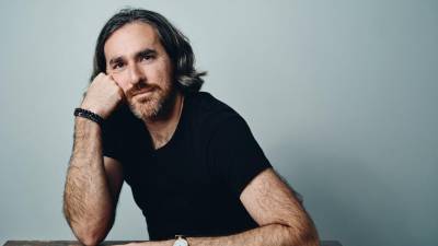 Noah Charney je doma blizu New Yorka, pred nekaj leti pa se je ustalil v Kamniku (URŠKA CHARNEY)