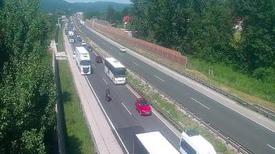 Primorska avtocesta (Sinja Gorica) ob 15.20