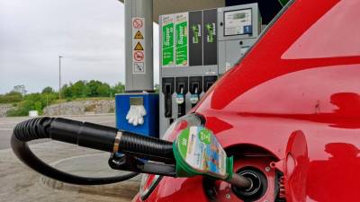 Točenje bencina (FOTODAMJ@N)